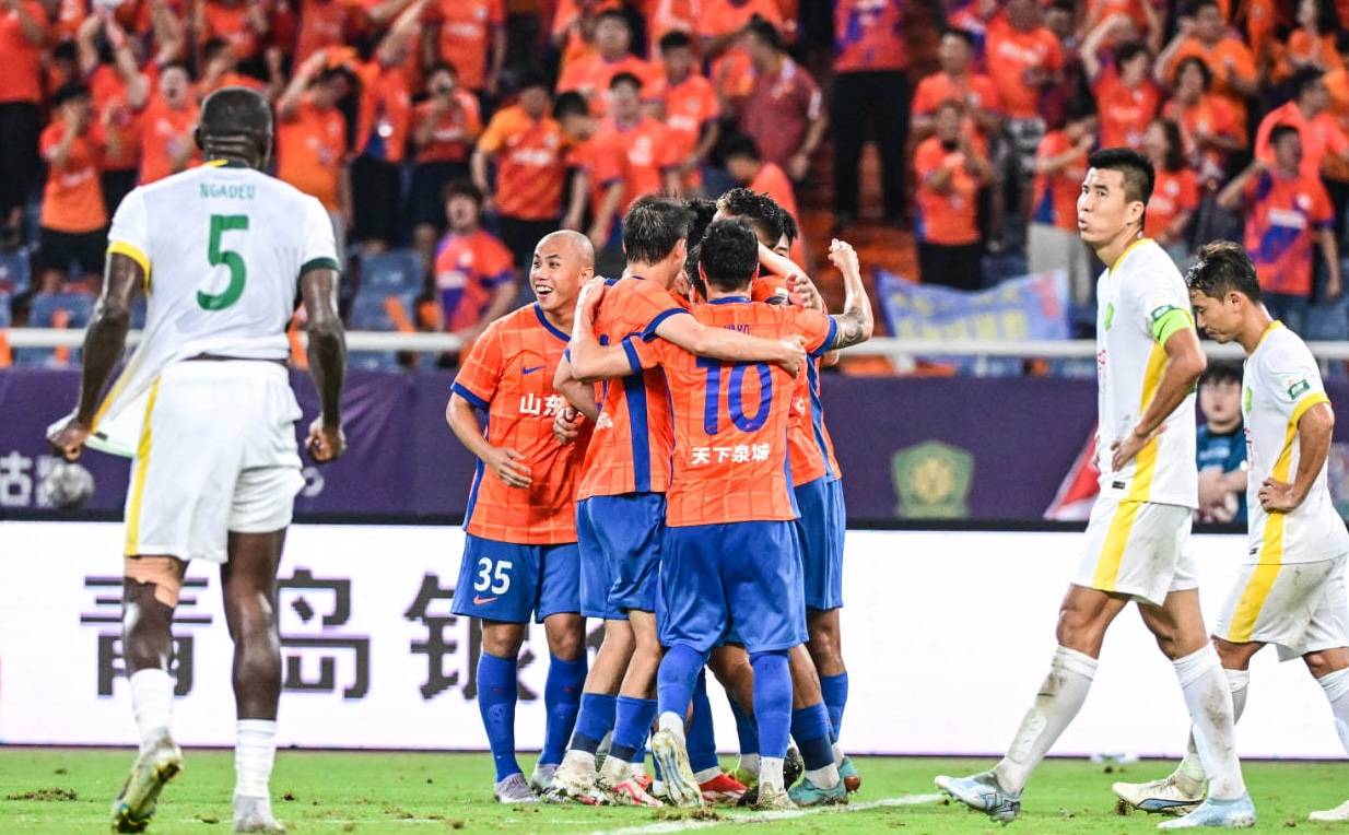 开云体育在线-包含中超球队实力强劲，对手束手无策难以抗衡的词条