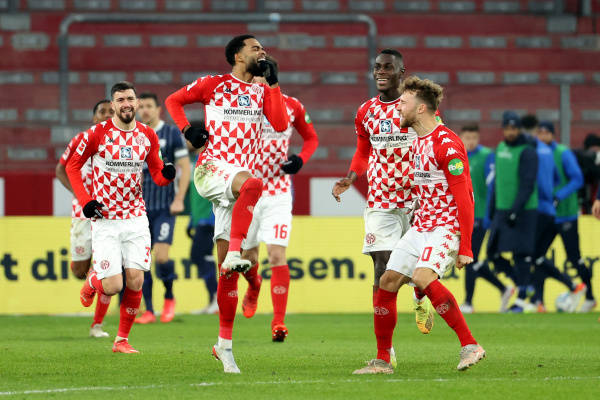 开云体育中国-沃尔夫斯堡客场不敌对手，遭遇三连败的简单介绍