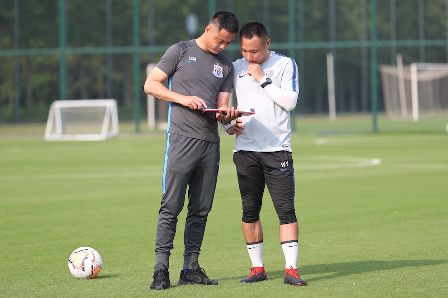 火药味十足!豪门对抗狂飙,速战速决的简单介绍 火药味十足!豪门对抗狂飙,速战速决的简单介绍