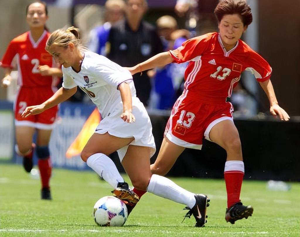 世界女足比赛颁奖盛大戴帽美女破纪录的简单介绍 世界女足比赛颁奖盛大戴帽美女破纪录的简单介绍