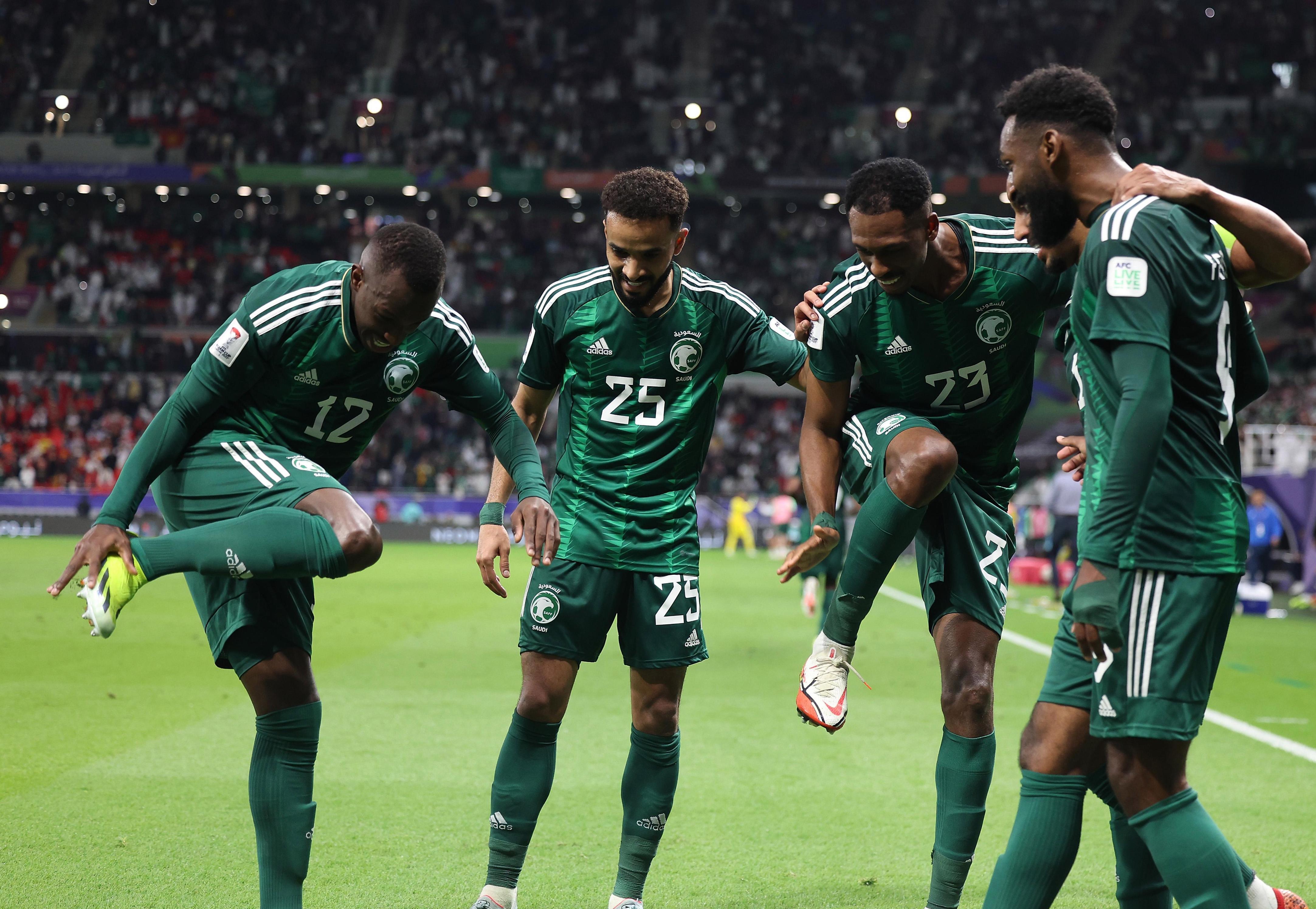 包含欧预赛:墨西哥队成功晋级,实力强盛的词条 包含欧预赛:墨西哥队成功晋级,实力强盛的词条