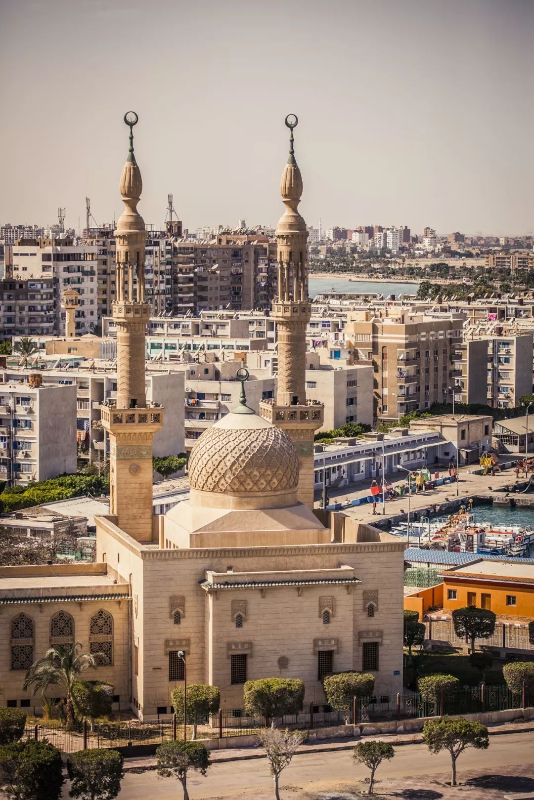 英格兰逆转洪都拉斯,黑山击败尼泊尔之战 英格兰逆转洪都拉斯,黑山击败尼泊尔之战