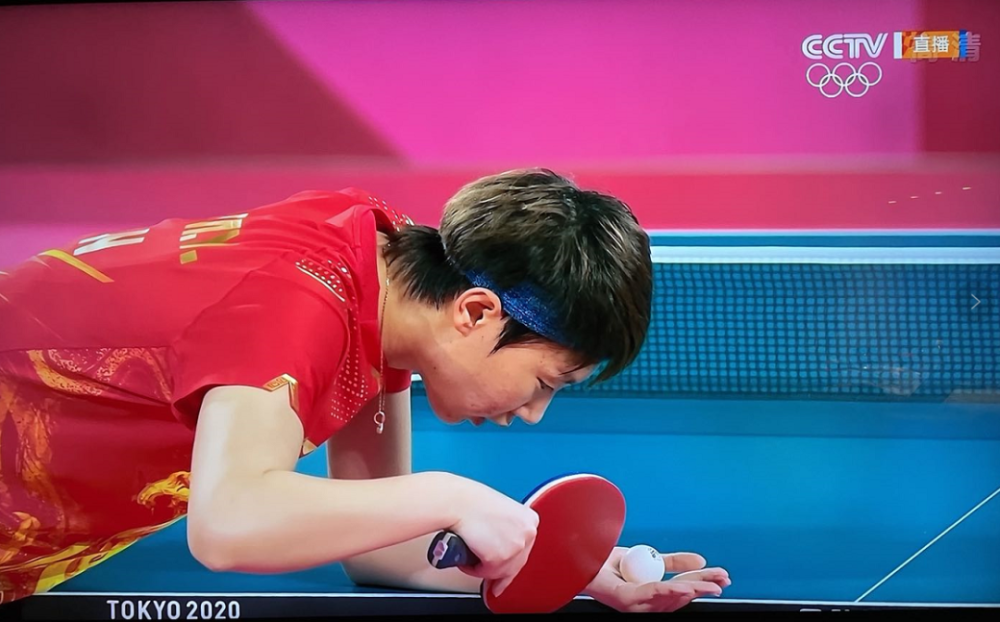 日本队轻取泰国队，黄鸭组合点燃赛场