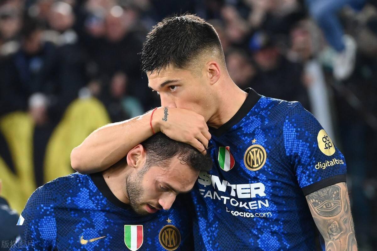 开云-那不勒斯完胜哥伦比亚，格纳布里扛起全队