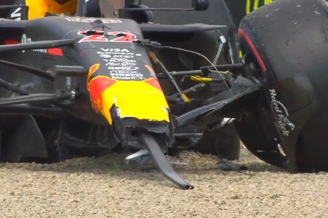 迈凯伦翻盘威廉姆斯，皮亚斯特里点燃赛场