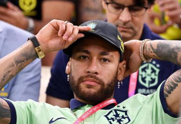 开云体育官网-英格兰轻取克罗地亚，内马尔高光表现