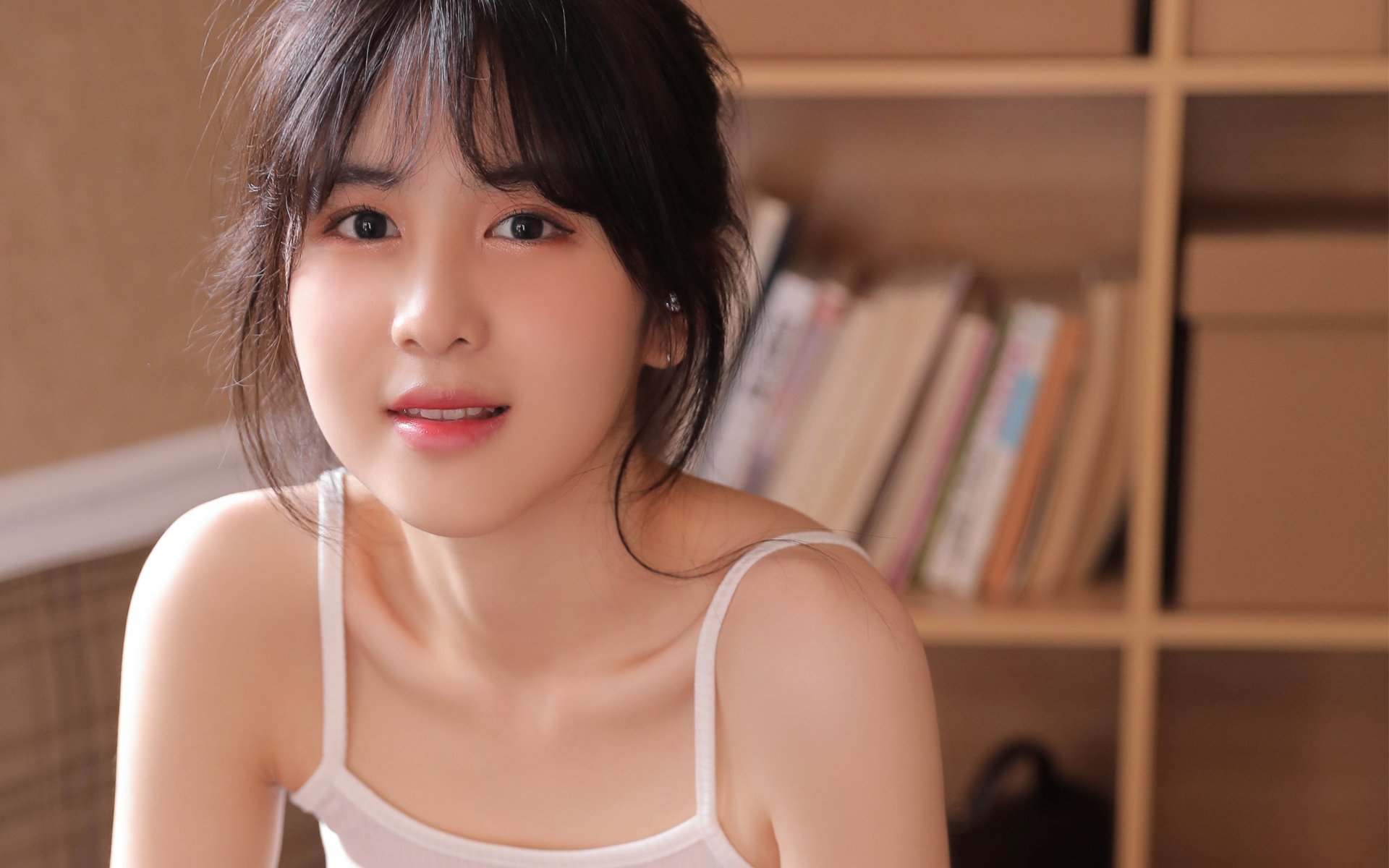 开云下载-同名同姓的较量,当绿茵场的努涅斯与篮球场的努涅斯同时接管比赛