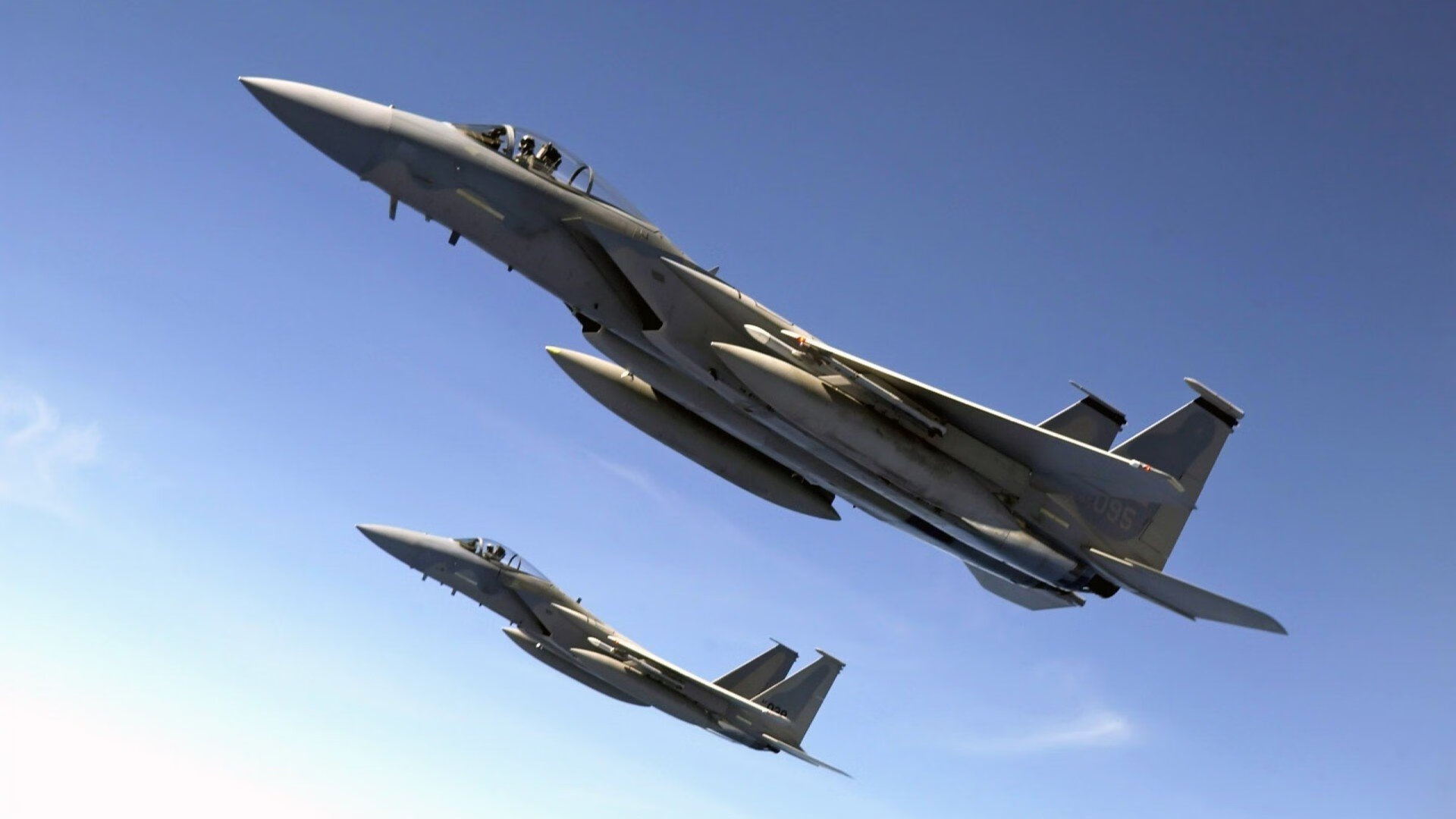 米切尔状态火热席卷赛场，开拓者力克新疆队展现NBA实力