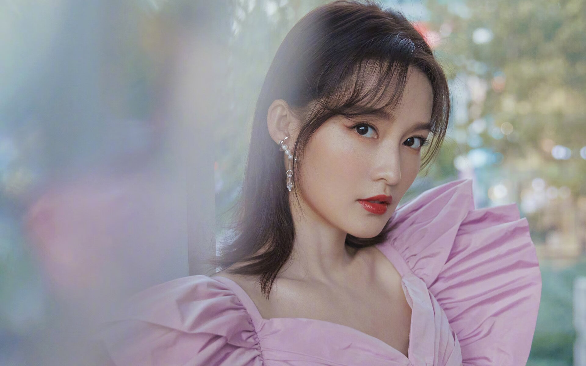 开云平台-弯道超车与空中制霸，当F1引擎的咆哮点燃NBA的灰熊号赛车