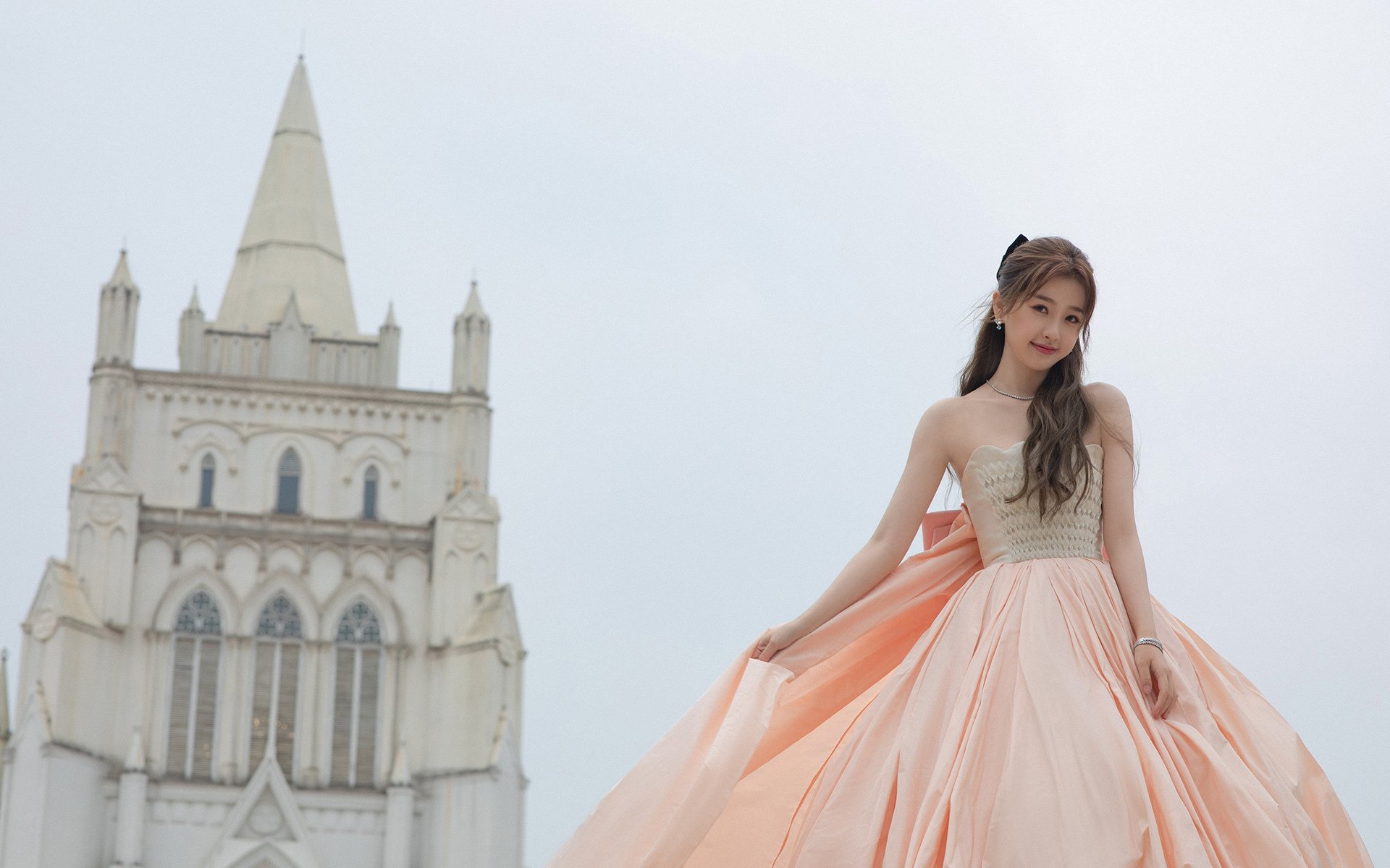 开云体育登录-交叉步与倒计时，当利拉德节奏响彻欧冠之夜